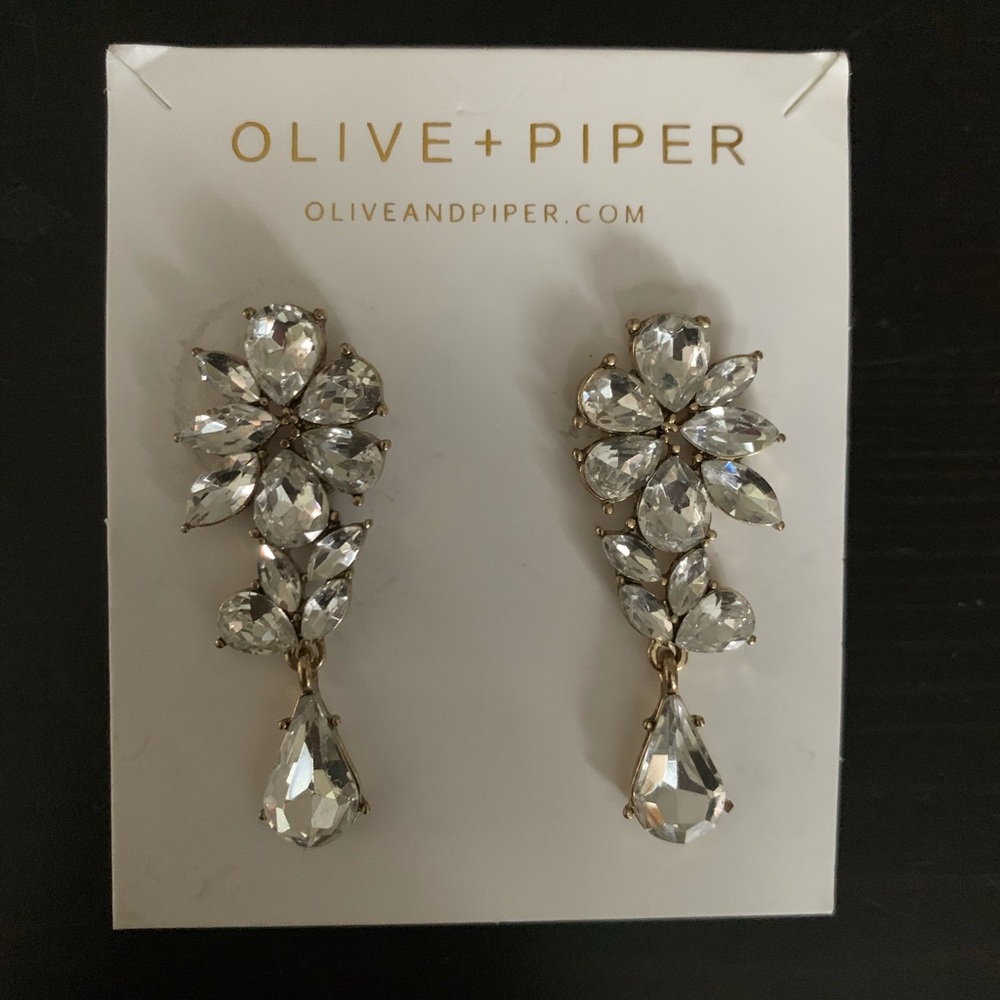 Olive + Piper Florence Drop earrings
